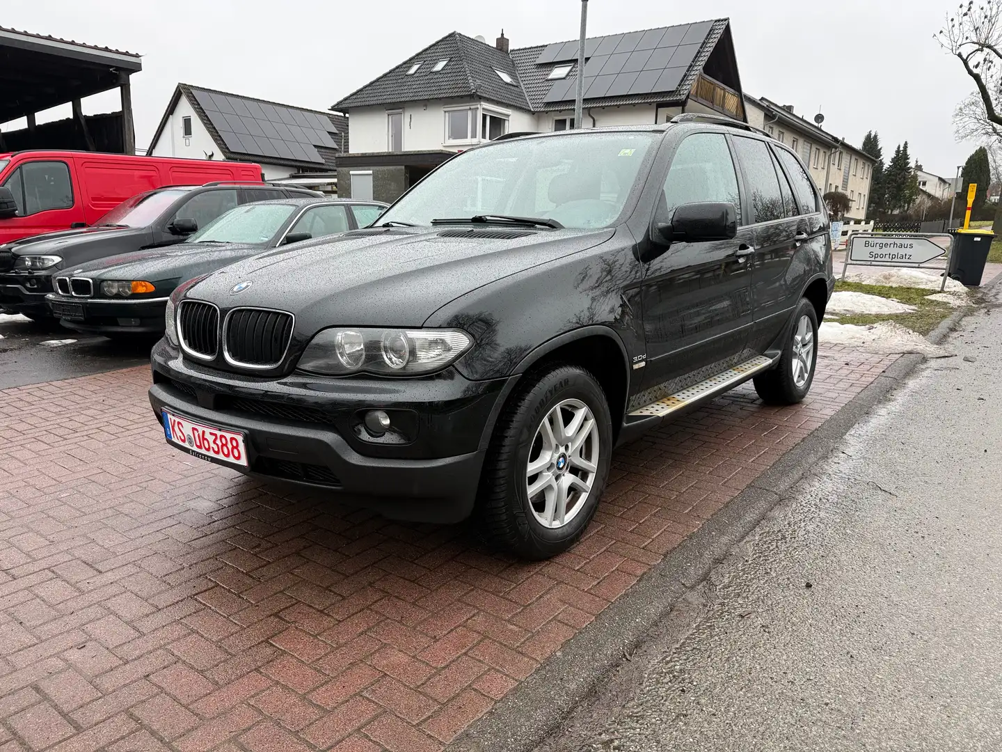 BMW X5 3.0d aus 1.Hand 6. Gang Schalter Panorama Schwarz - 1