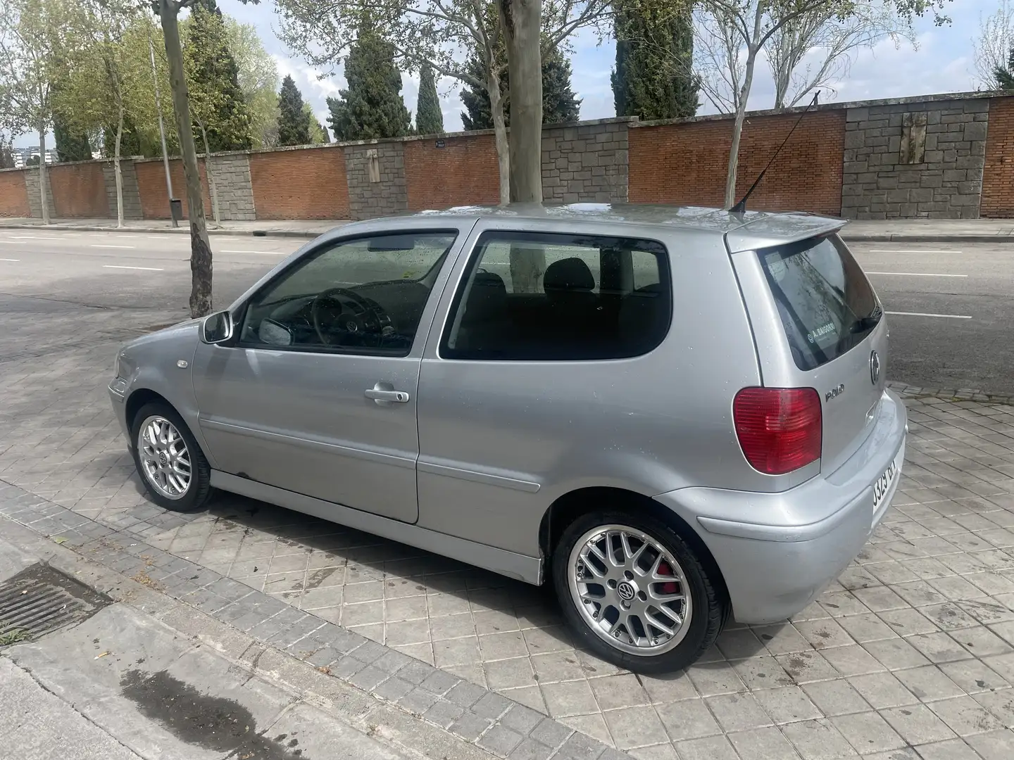 Volkswagen Polo GTI Polo 1.6 GTI GTI Plateado - 2