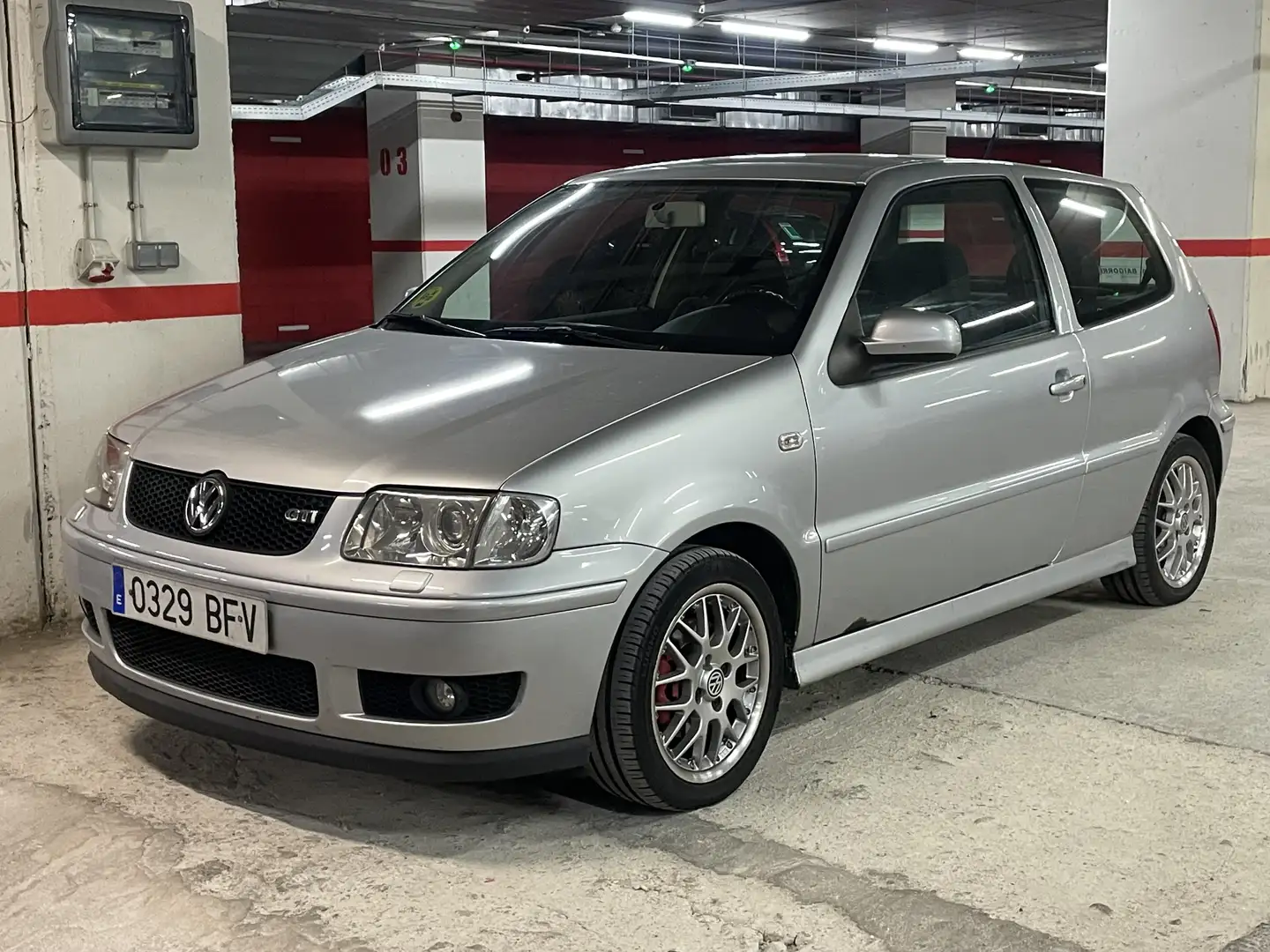 Volkswagen Polo GTI Polo 1.6 GTI GTI Plateado - 1