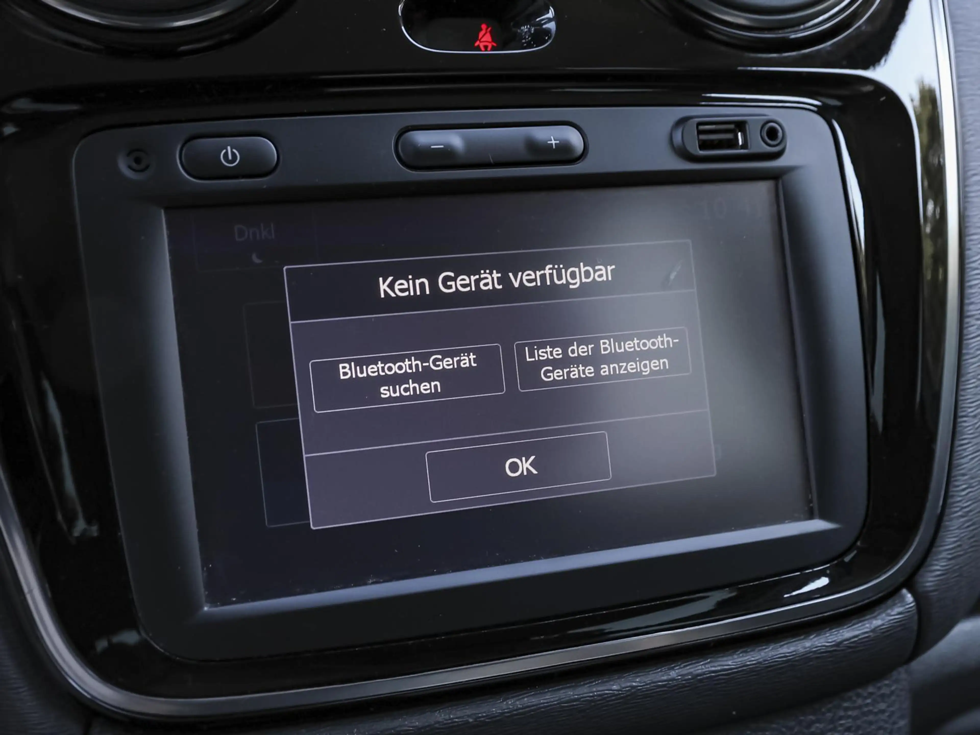 Dacia Lodgy Comfort SCe 100 5-Sitze SHZ PDC KLIMA NAVI — photo 13