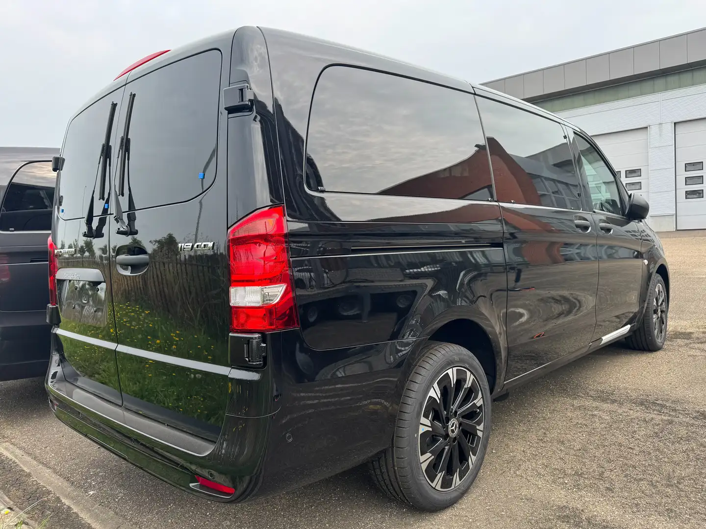Mercedes-Benz Vito L2/ 119 /Lichte vracht/ 53.588+BTW/trekhaak 2500kg Schwarz - 2