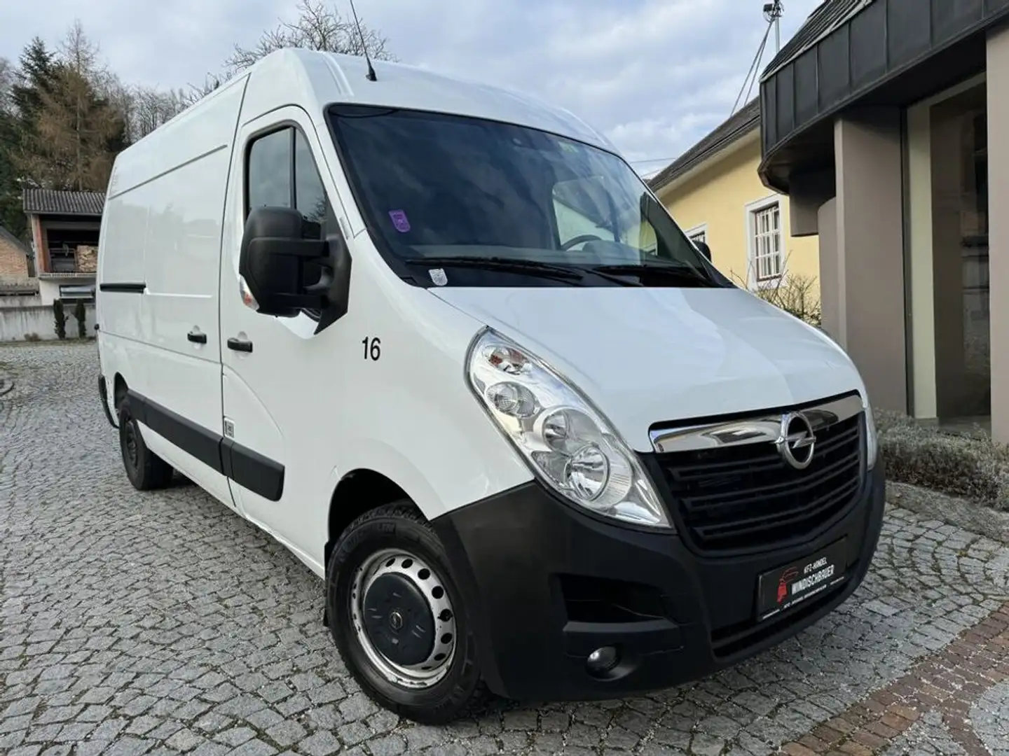 Opel Movano HKa L2H2 3,5t Weiß - 1