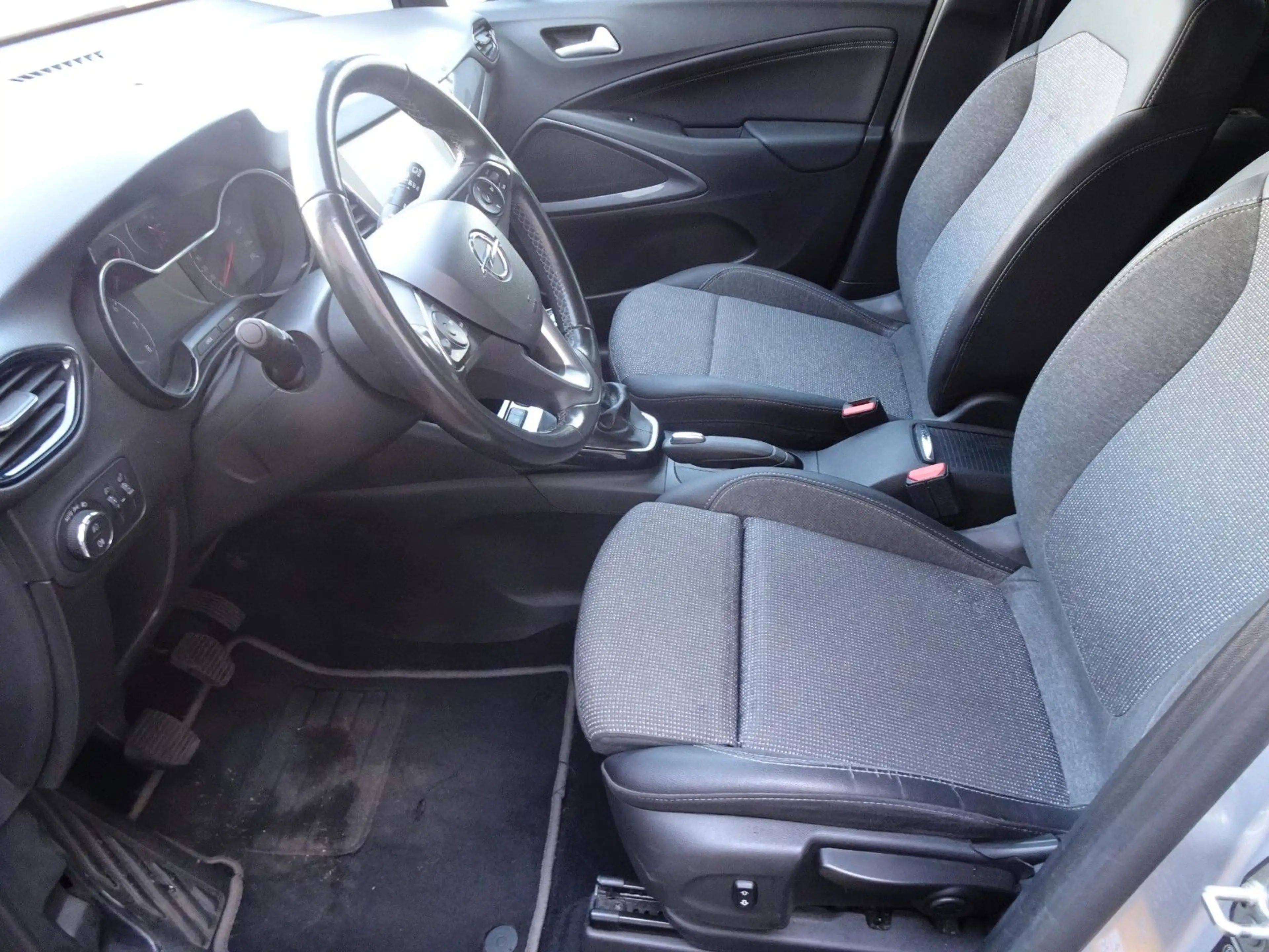 Opel Crossland X Elegance Paket 1.2 81kW, NAV-R.CAM — photo 10