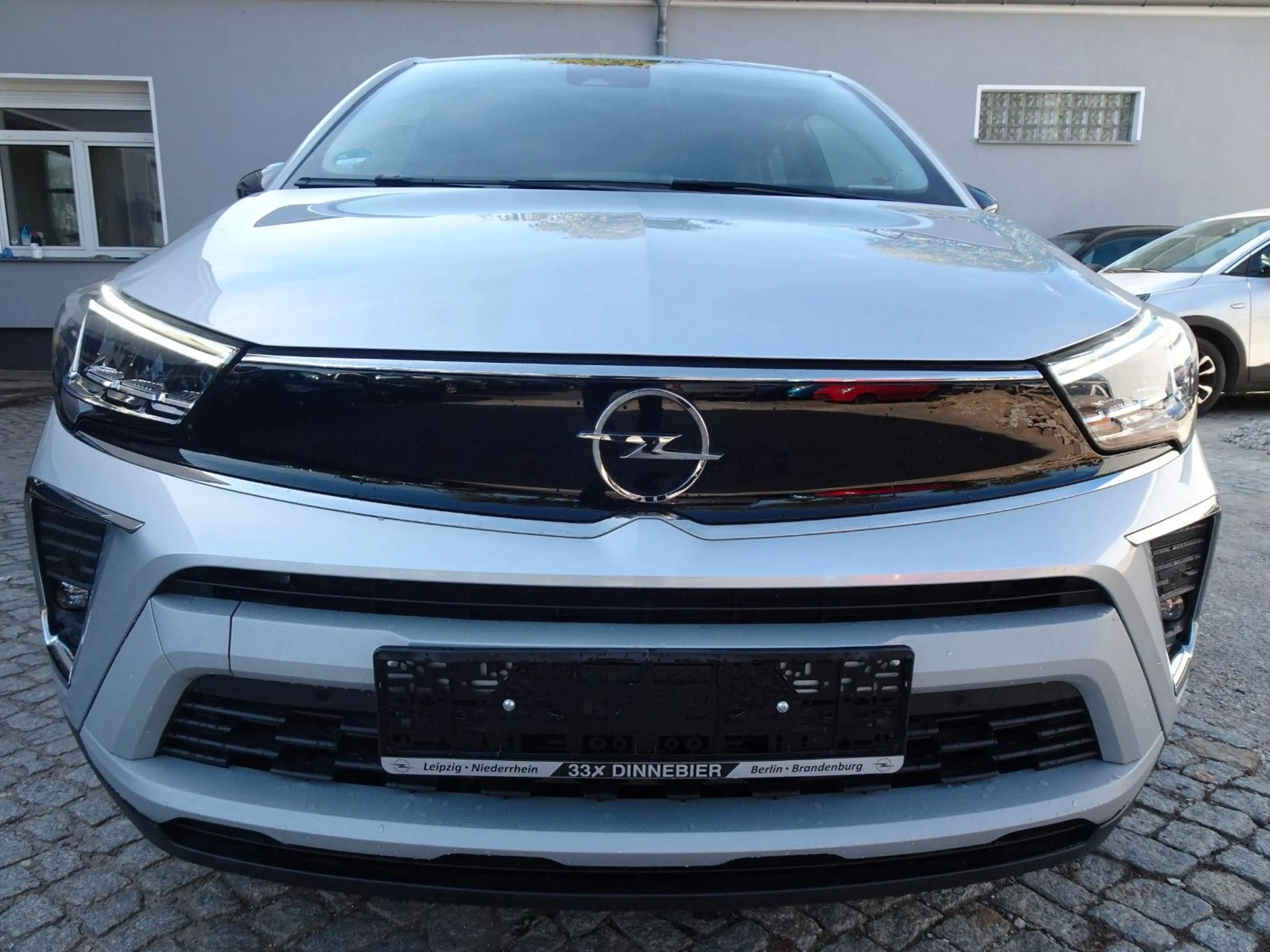Opel Crossland X Elegance Paket 1.2 81kW, NAV-R.CAM — photo 2