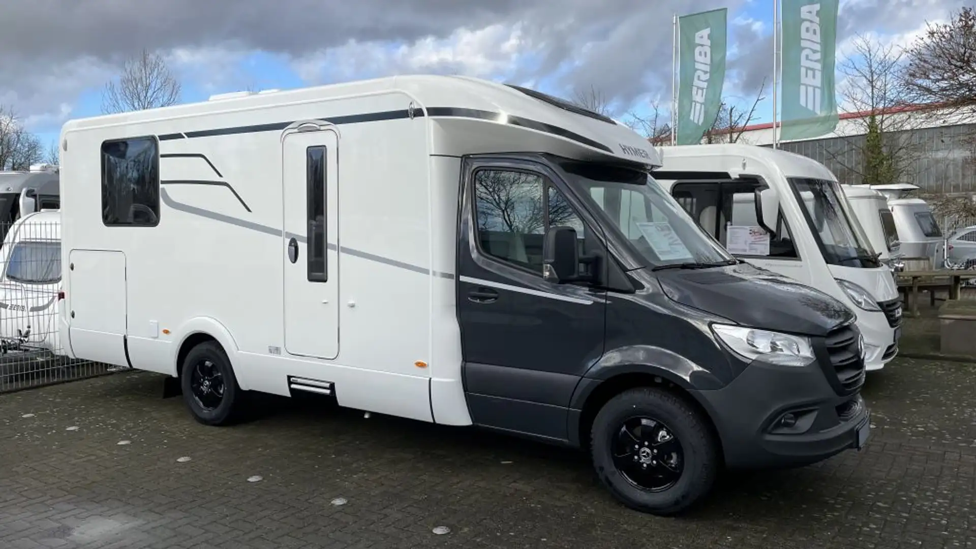 Hymer/Eriba Tramp S 695 - 1