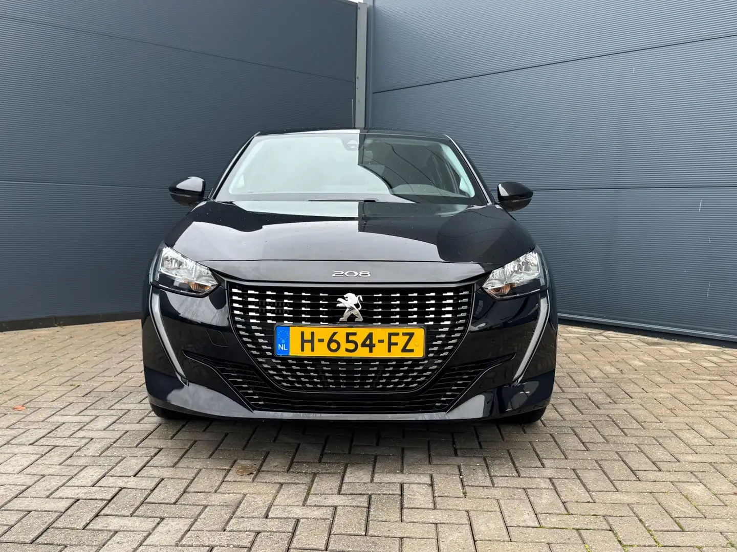 Peugeot 208 1.2 PureTech Blue Lease Active Navi, LED Noir - 2