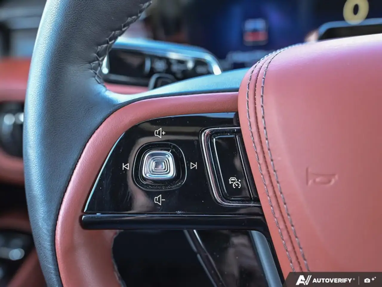 Lincoln Aviator снимка Lincoln Aviator