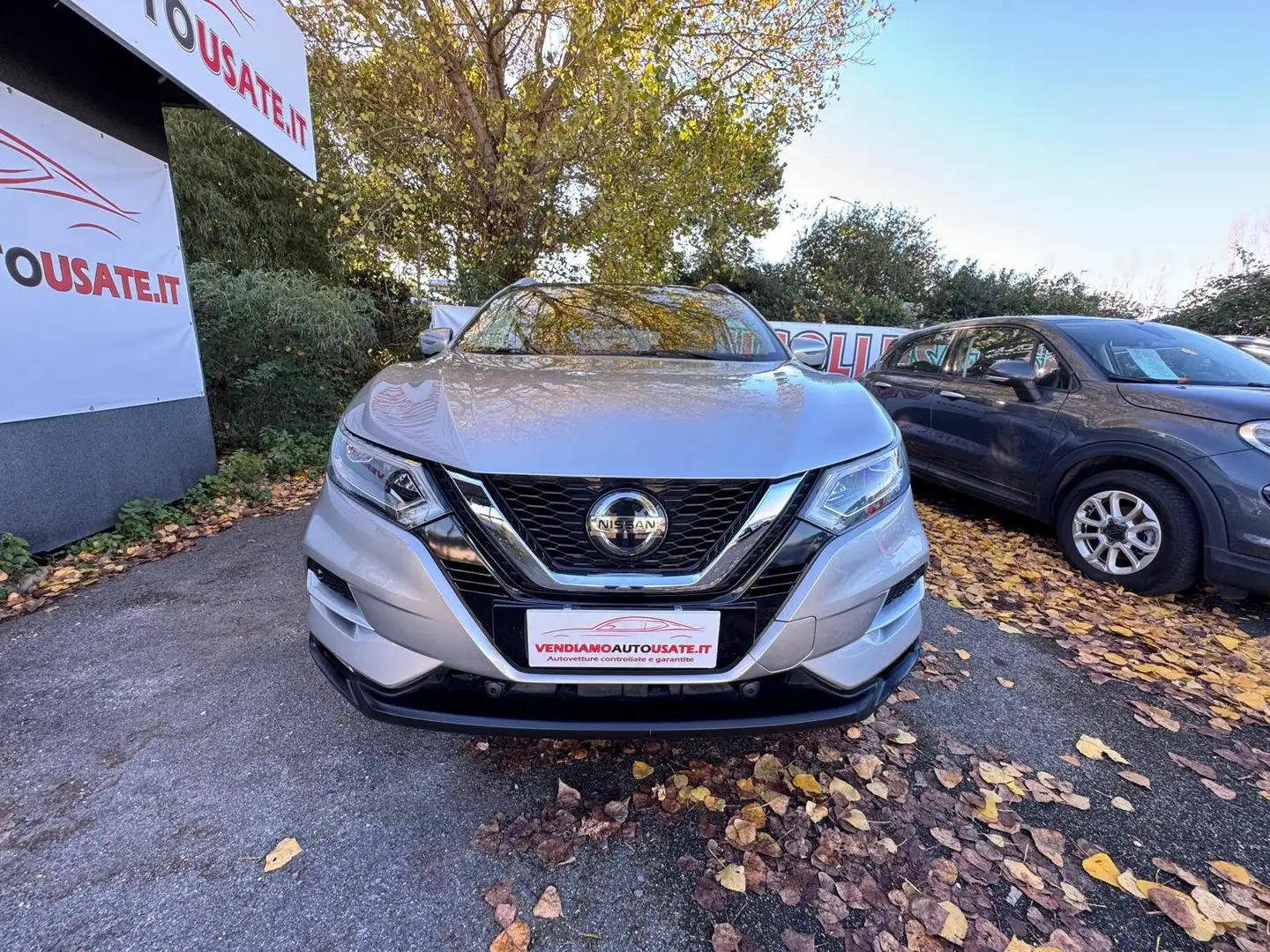 Nissan Qashqai Qashqai II 2017 1.5 dci N-Connecta 115cv Gris - 1