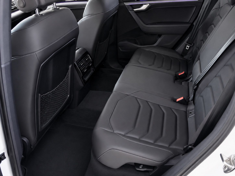 Volkswagen Touareg R-Line 4Motion/AHK/LUFT/KAMERA/PANO/BLAC — photo 5