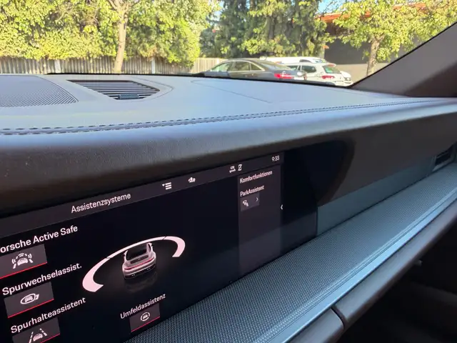 Porsche 992 Carrera 4 Cabrio-einmalige Ausstattung-Garantie Ansicht 11