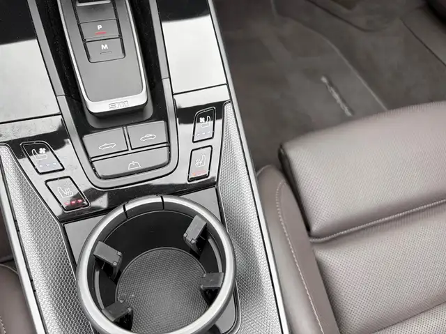 Porsche 992 Carrera 4 Cabrio-einmalige Ausstattung-Garantie Ansicht 44