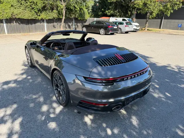 Porsche 992 Carrera 4 Cabrio-einmalige Ausstattung-Garantie Ansicht 5