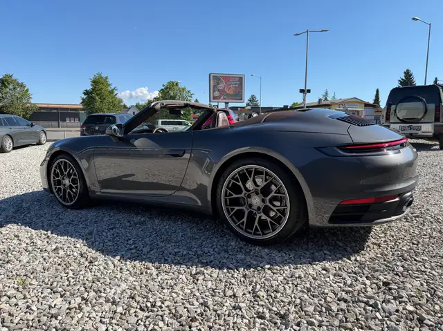 Porsche 992 Carrera 4 Cabrio-einmalige Ausstattung-Garantie Ansicht 15