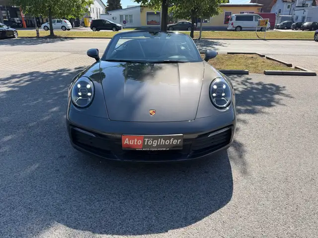 Porsche 992 Carrera 4 Cabrio-einmalige Ausstattung-Garantie Ansicht 6