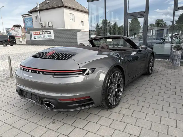 Porsche 992 Carrera 4 Cabrio-einmalige Ausstattung-Garantie Ansicht 50
