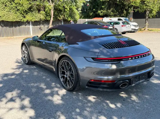 Porsche 992 Carrera 4 Cabrio-einmalige Ausstattung-Garantie Ansicht 3