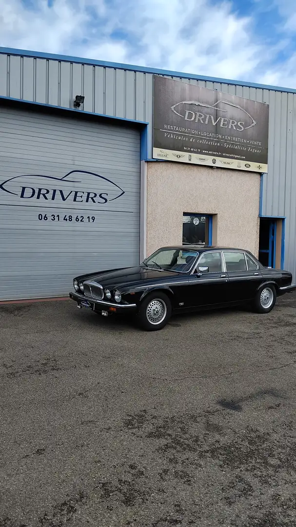 Jaguar XJ12 XJ12 5.3 Vanden Plas A Black - 1