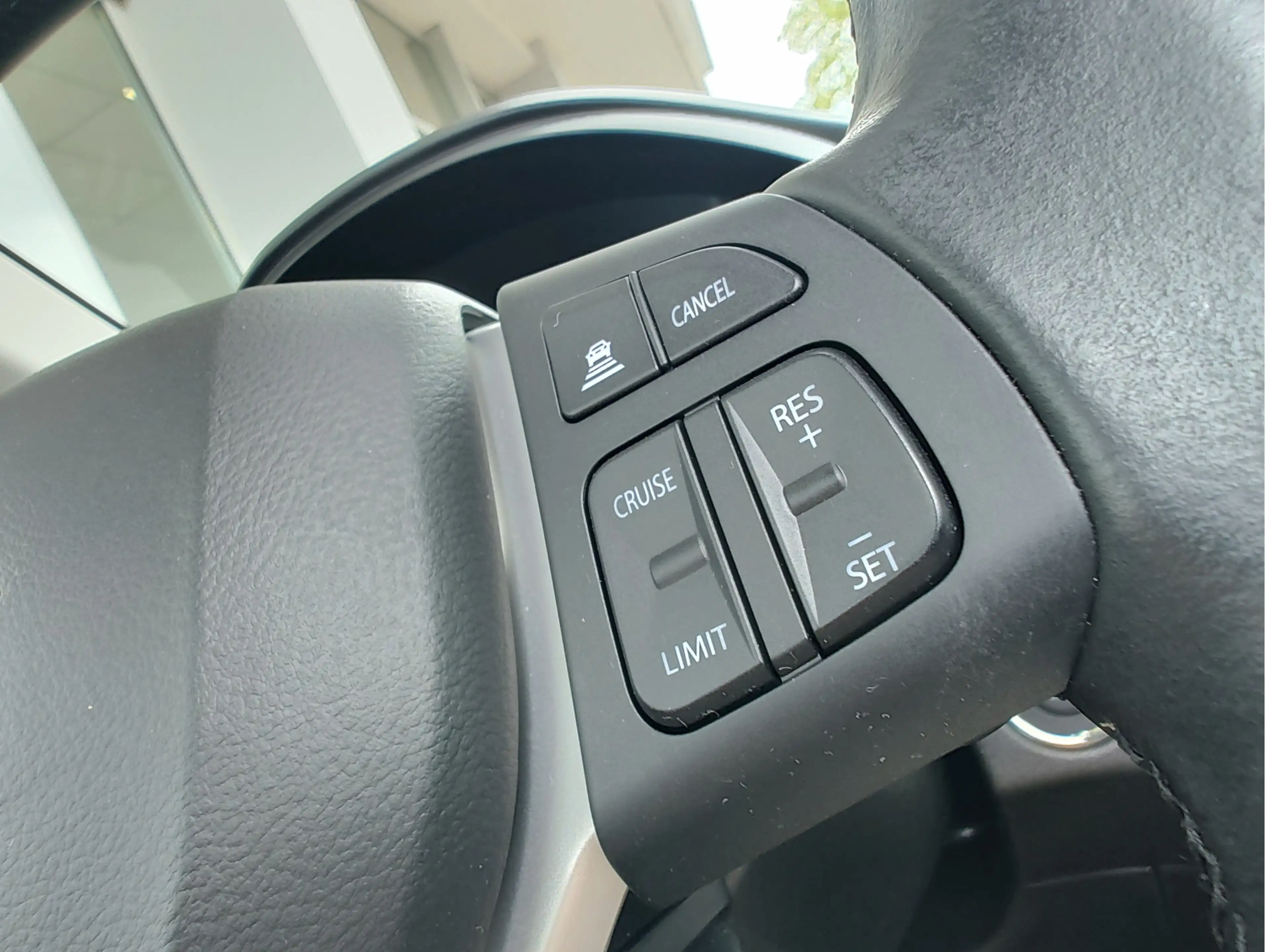 Suzuki S-Cross 1.4 BOOSTERJET STYLE SMART HYBRID AUT. Open dak | — photo 22