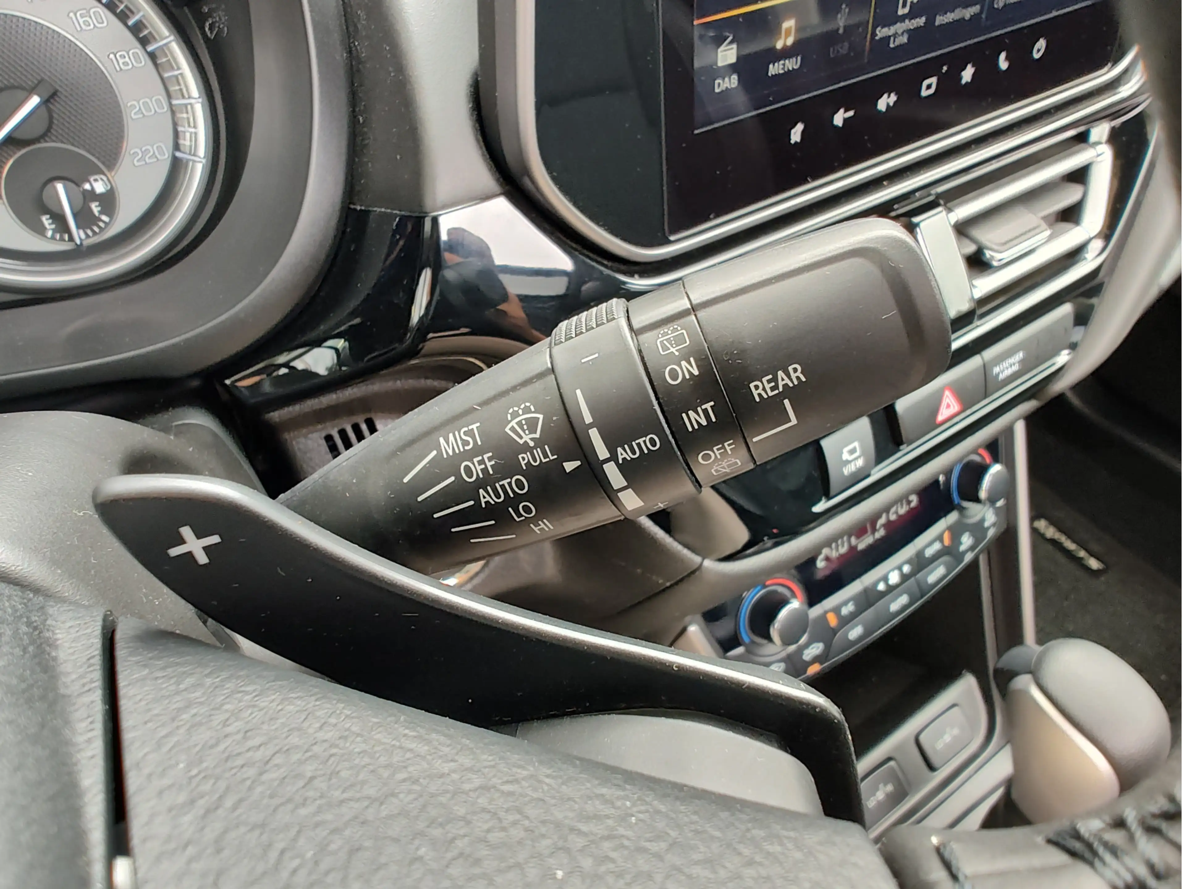Suzuki S-Cross 1.4 BOOSTERJET STYLE SMART HYBRID AUT. Open dak | — photo 33