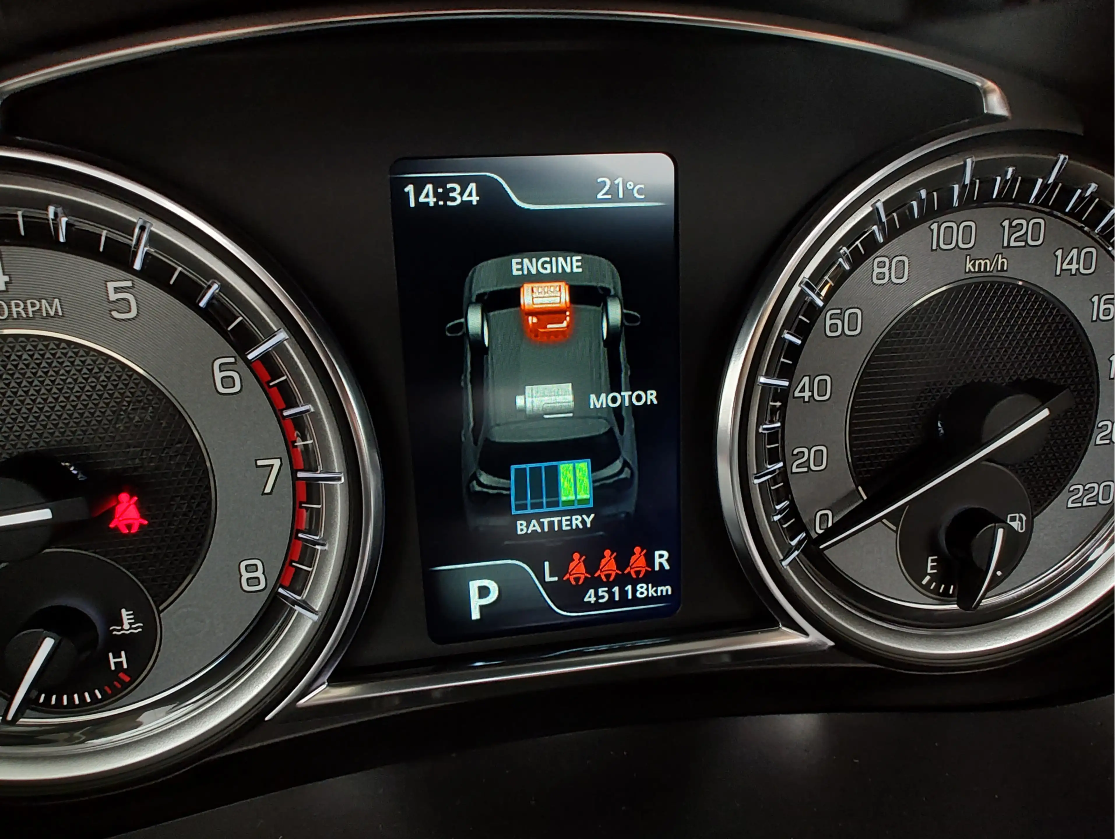Suzuki S-Cross 1.4 BOOSTERJET STYLE SMART HYBRID AUT. Open dak | — photo 14