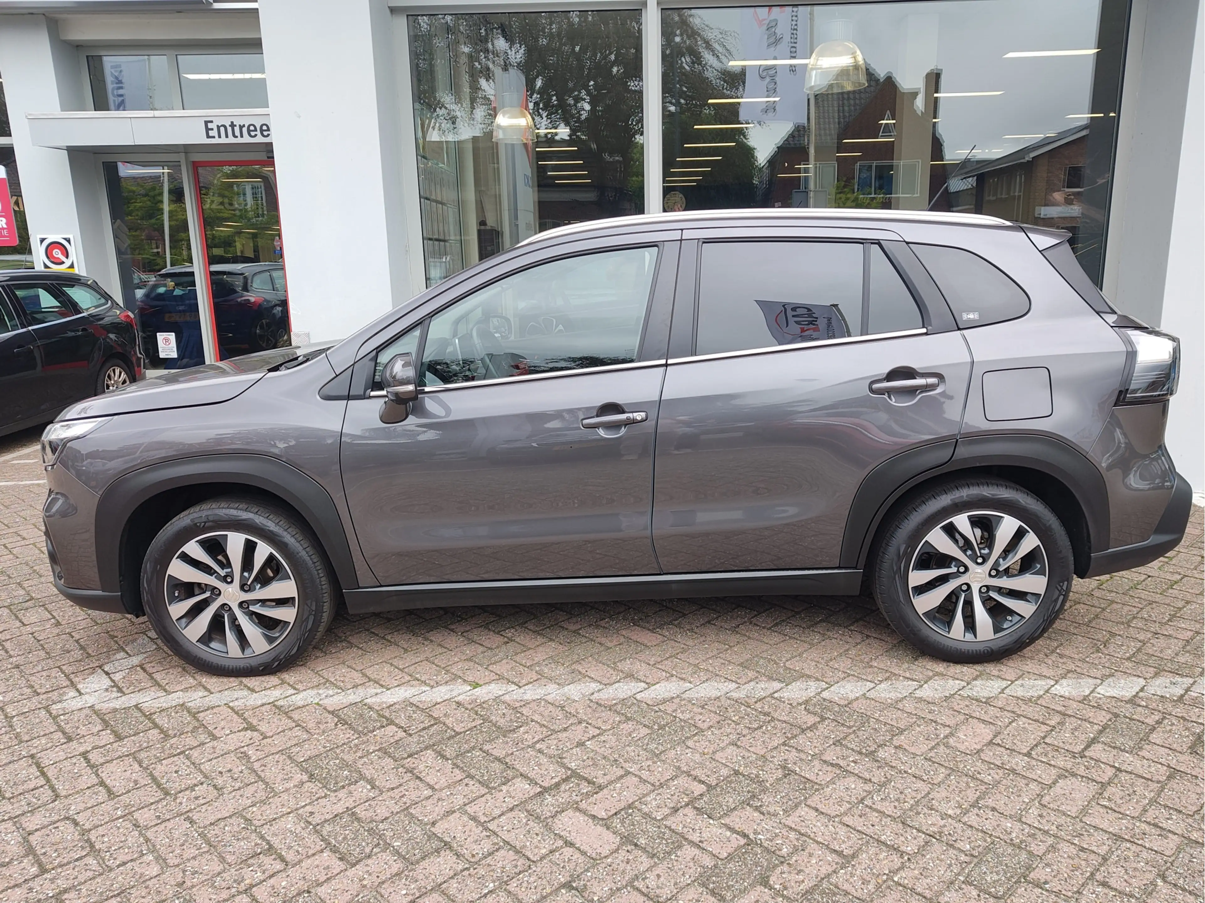 Suzuki S-Cross 1.4 BOOSTERJET STYLE SMART HYBRID AUT. Open dak | — photo 2
