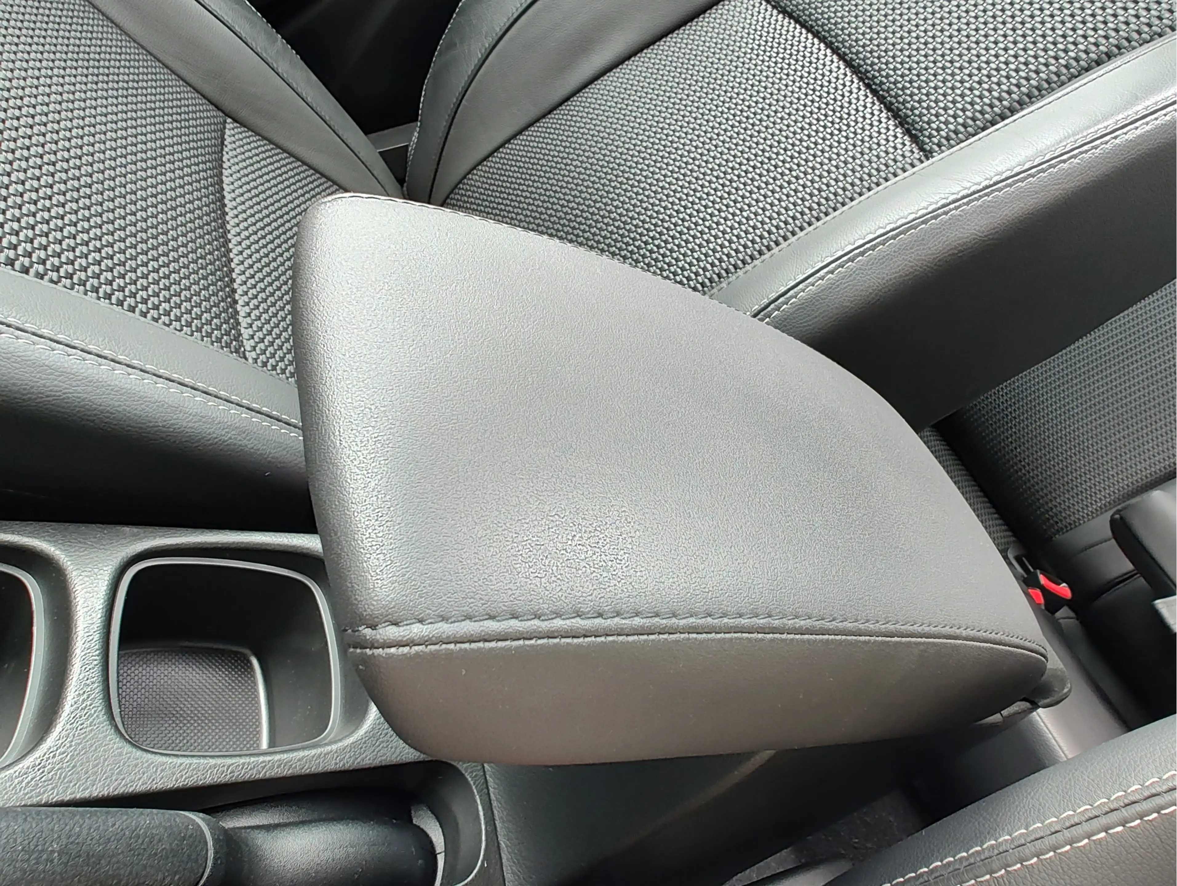 Suzuki S-Cross 1.4 BOOSTERJET STYLE SMART HYBRID AUT. Open dak | — photo 21