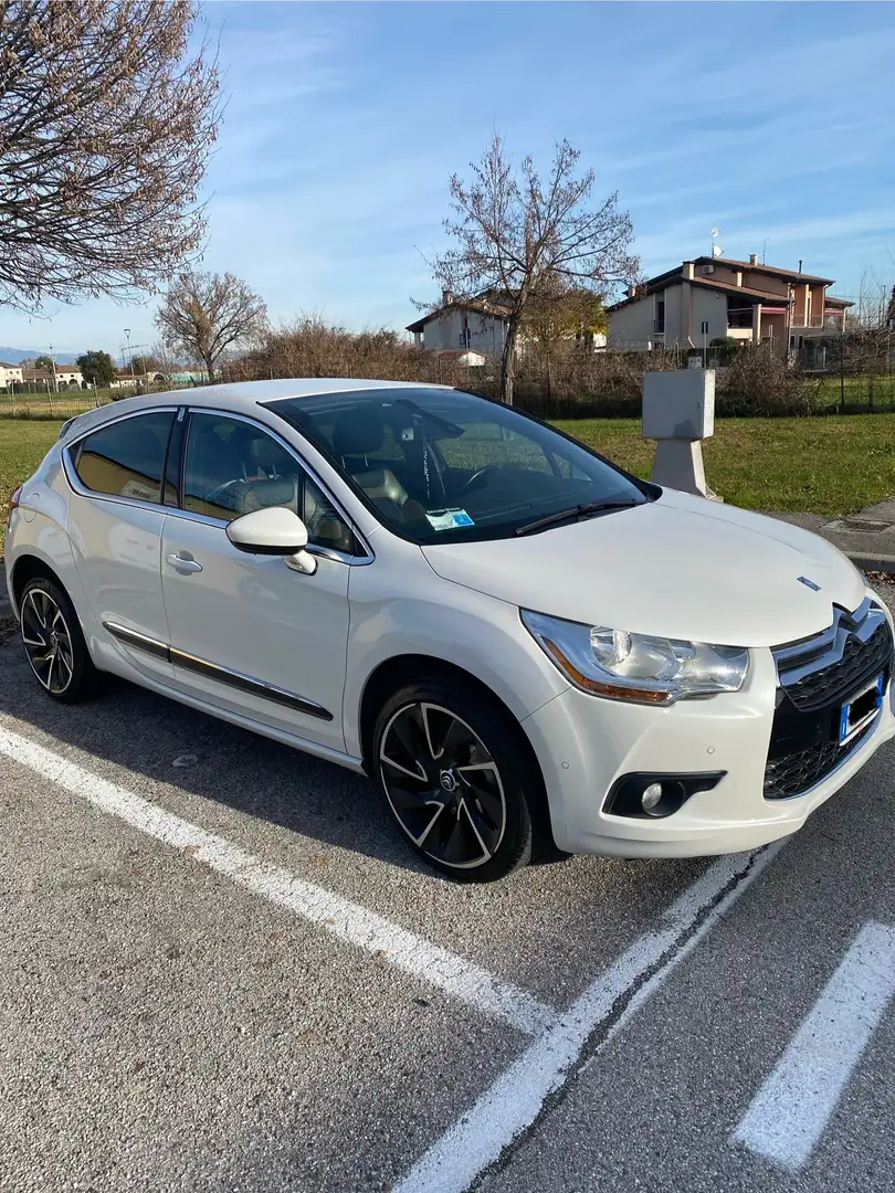 DS Automobiles DS 4 Sport Chic - 1