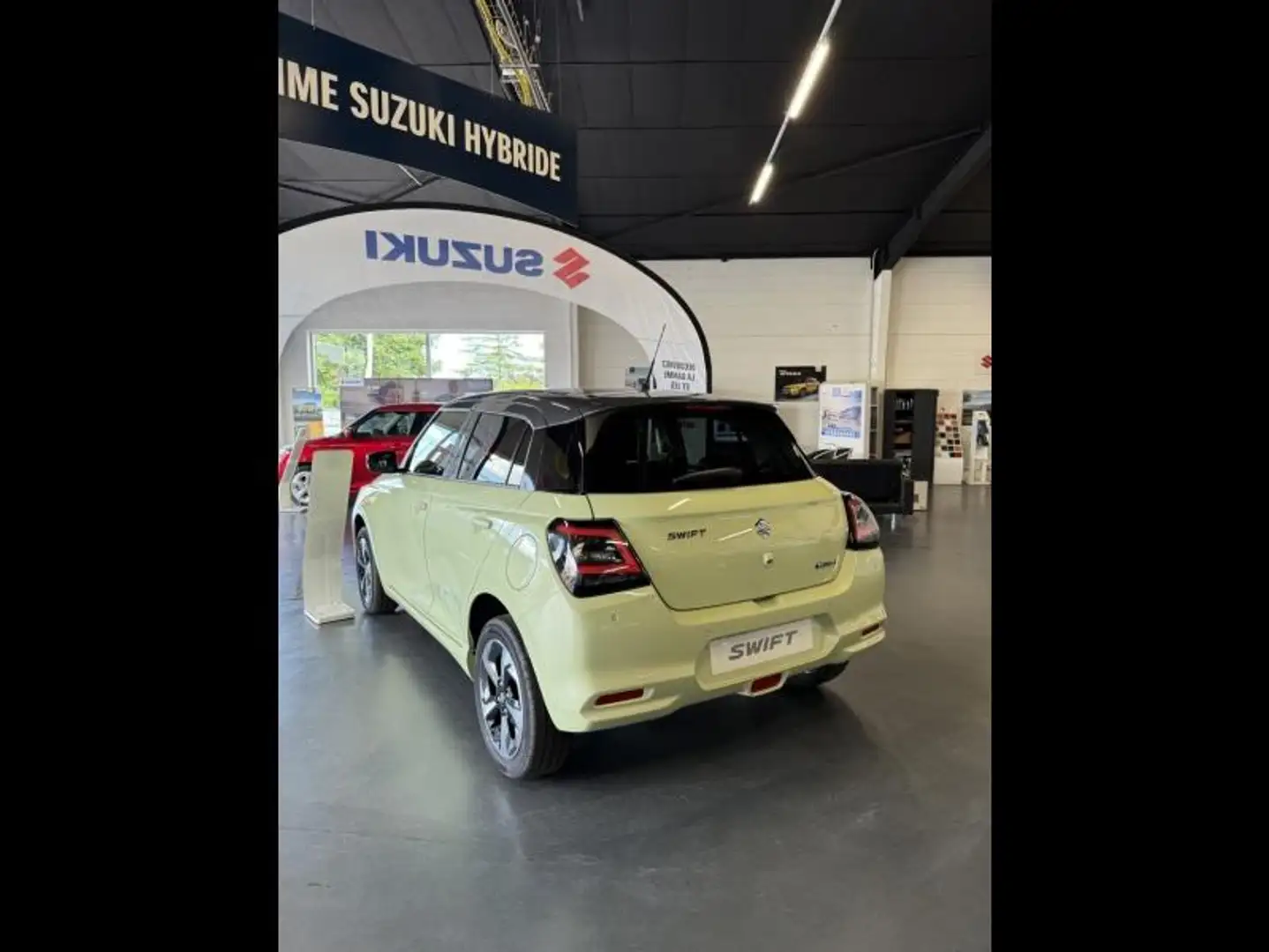 Suzuki Swift 1.2 Hybrid 83ch Pack AllGrip Gelb - 2