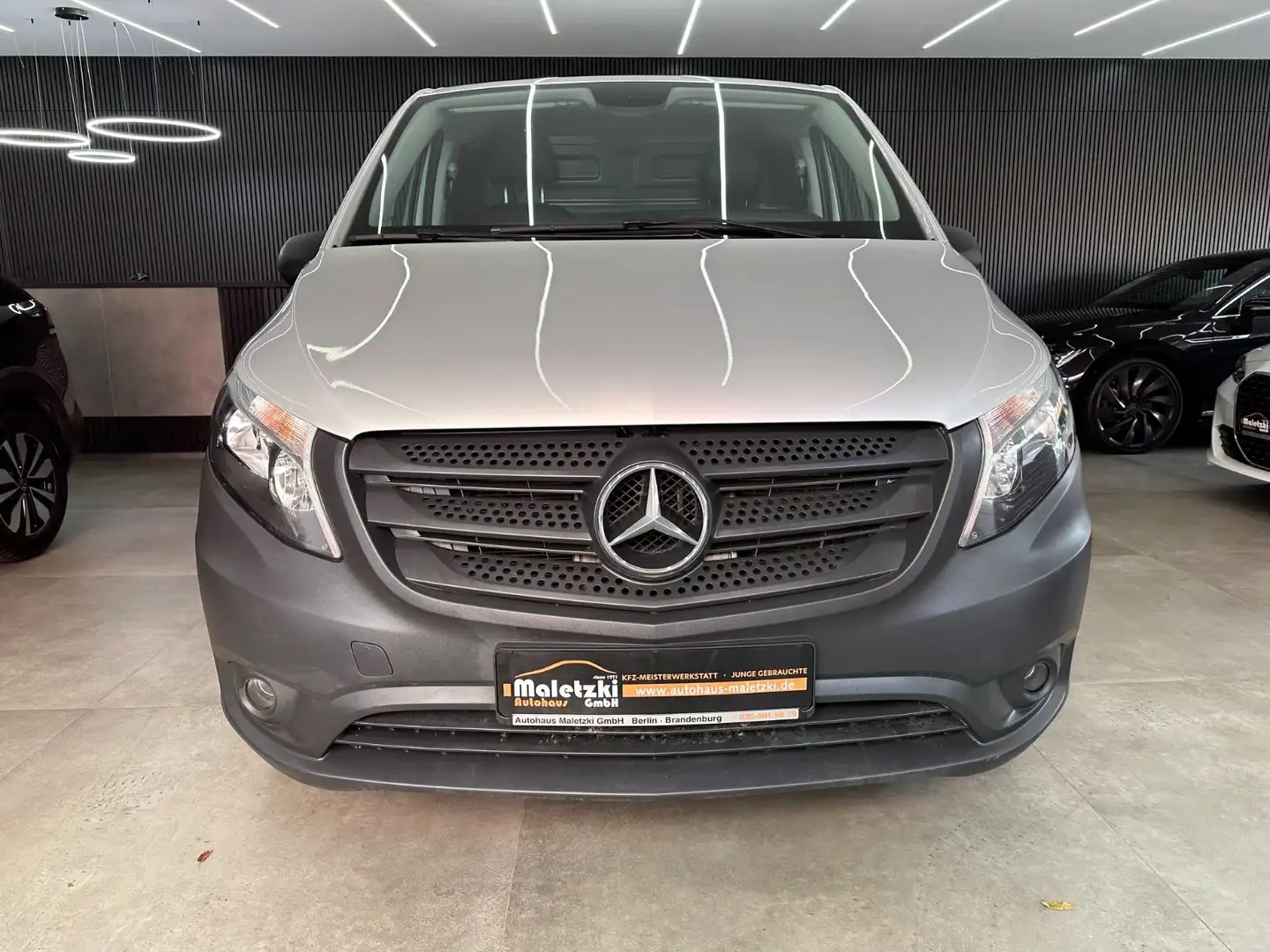 Mercedes-Benz Vito 116 CDI Kasten Extralang*StHz*9G-Tronic* Argento - 2