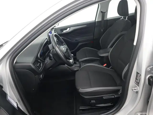 Ford Focus view 21