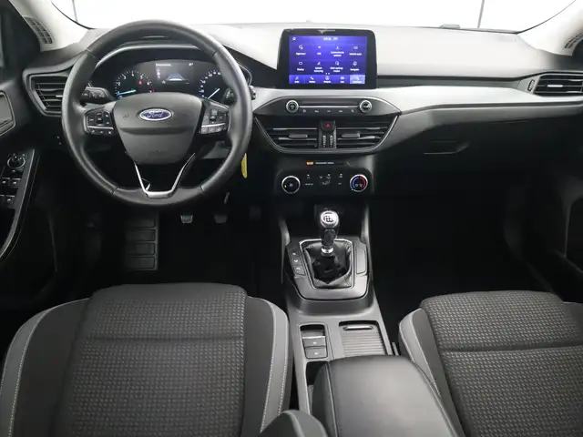 Ford Focus view 7