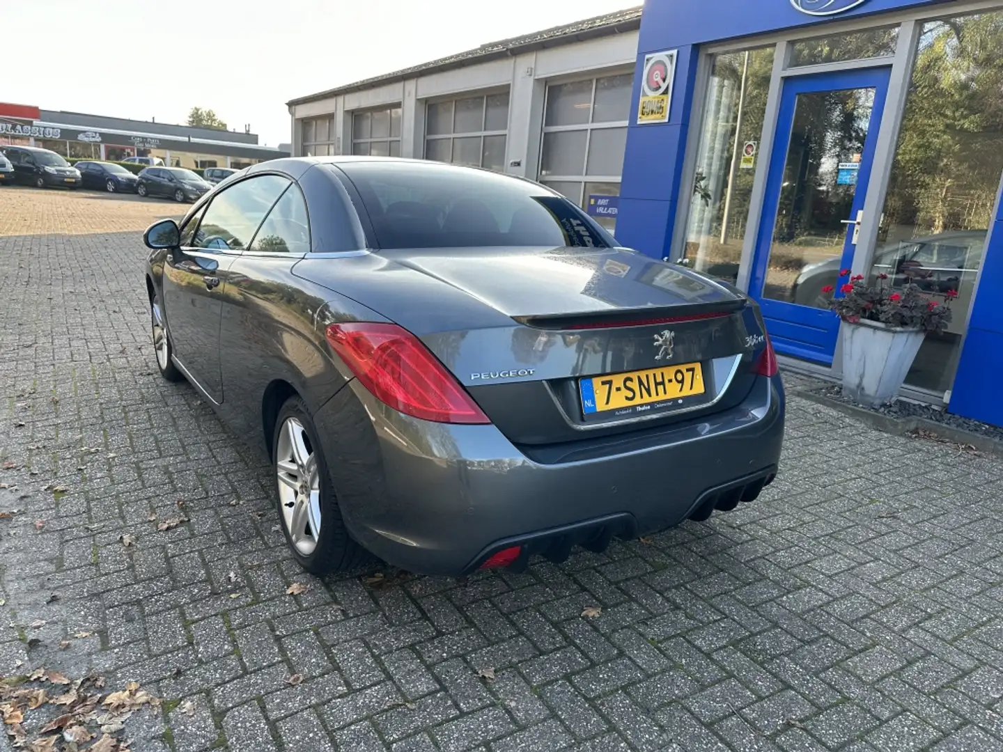 Peugeot 308 CC 1.6 THP Feline Grijs - 2