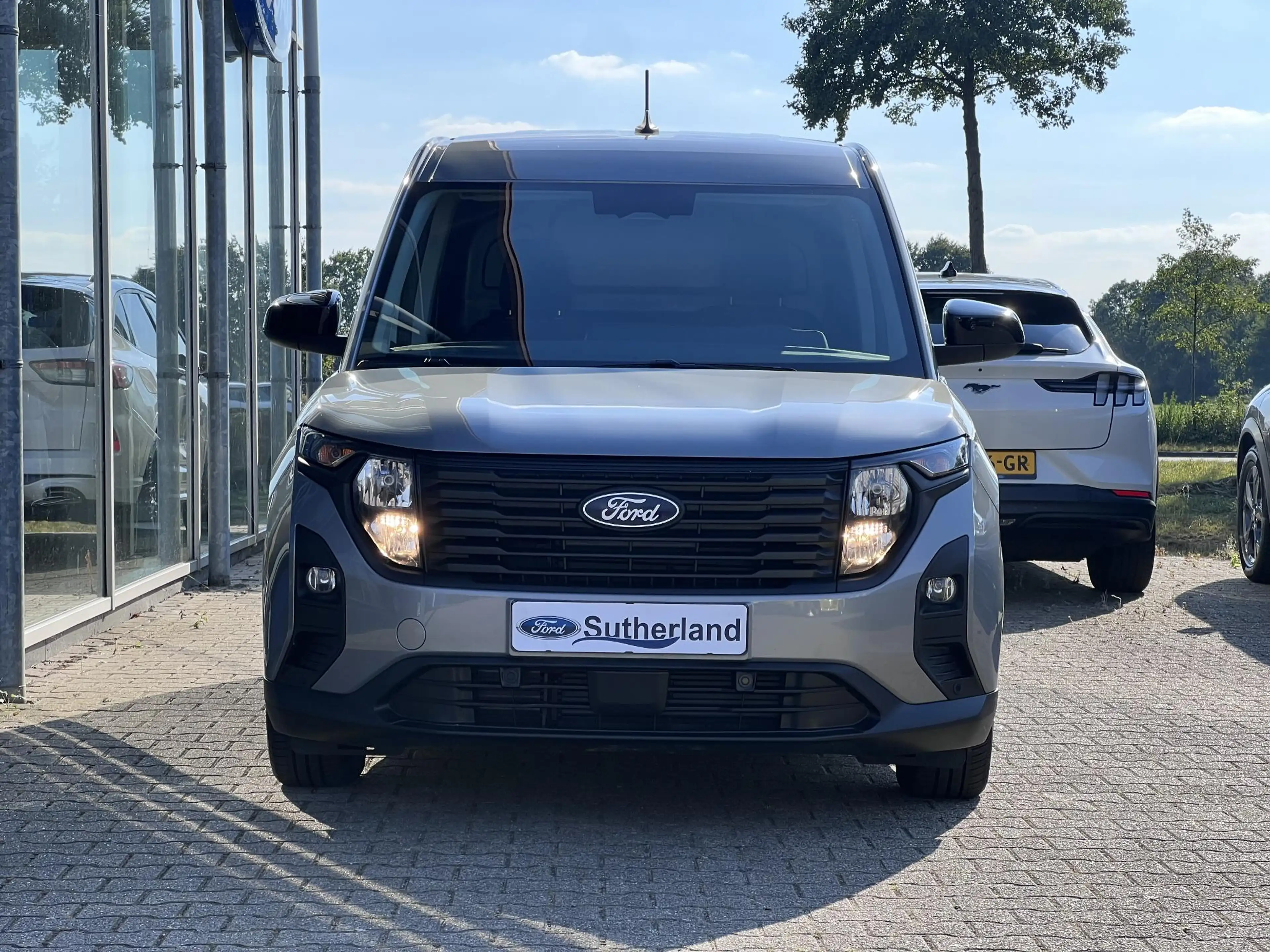 Ford Transit Courier 1.0 EcoBoost Trend 125pk | Automaat | Adaptive cru — photo 2