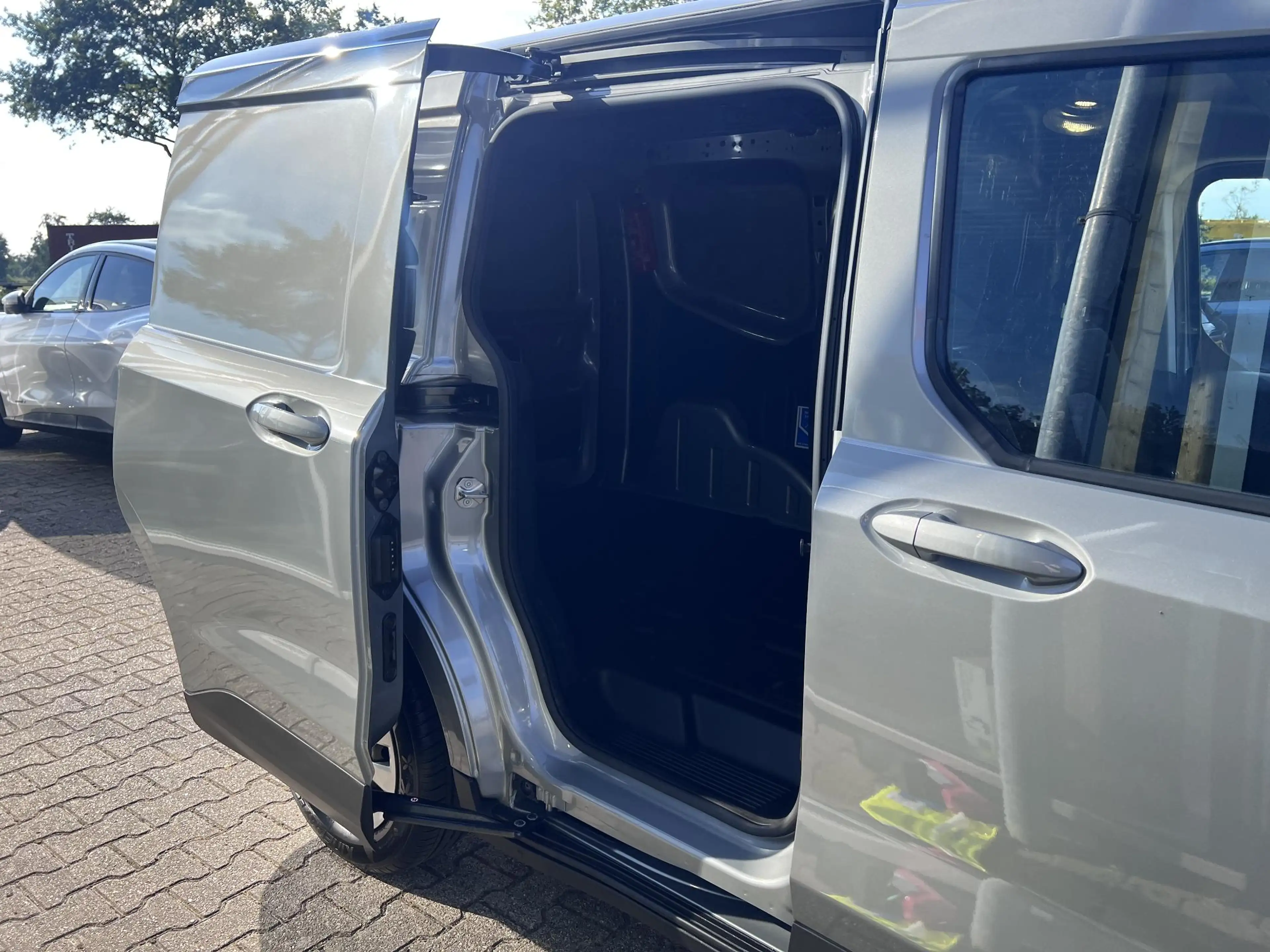Ford Transit Courier 1.0 EcoBoost Trend 125pk | Automaat | Adaptive cru — photo 11