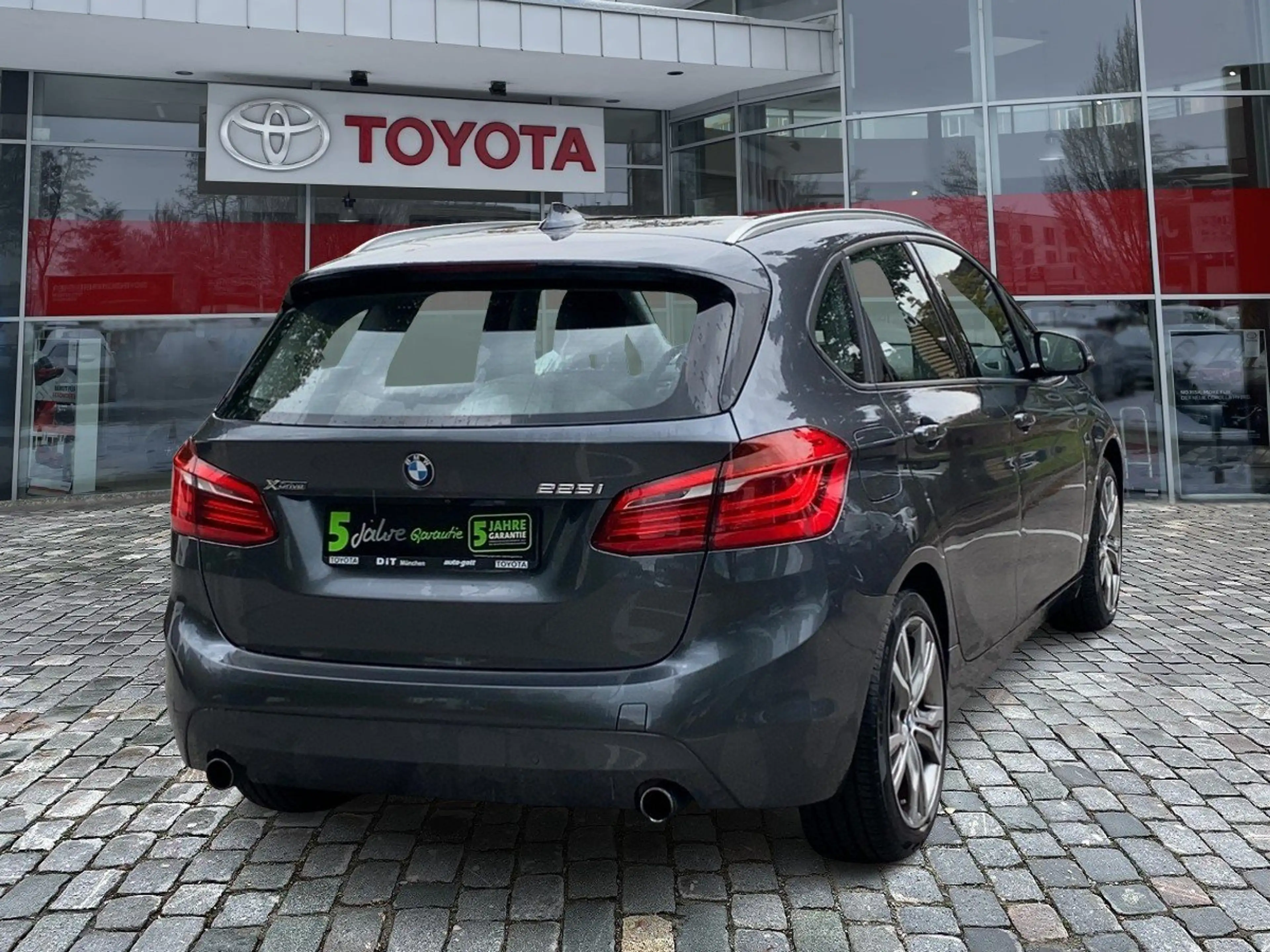 BMW 225 225i Active Tourer xDrive Advantage Line — photo 5