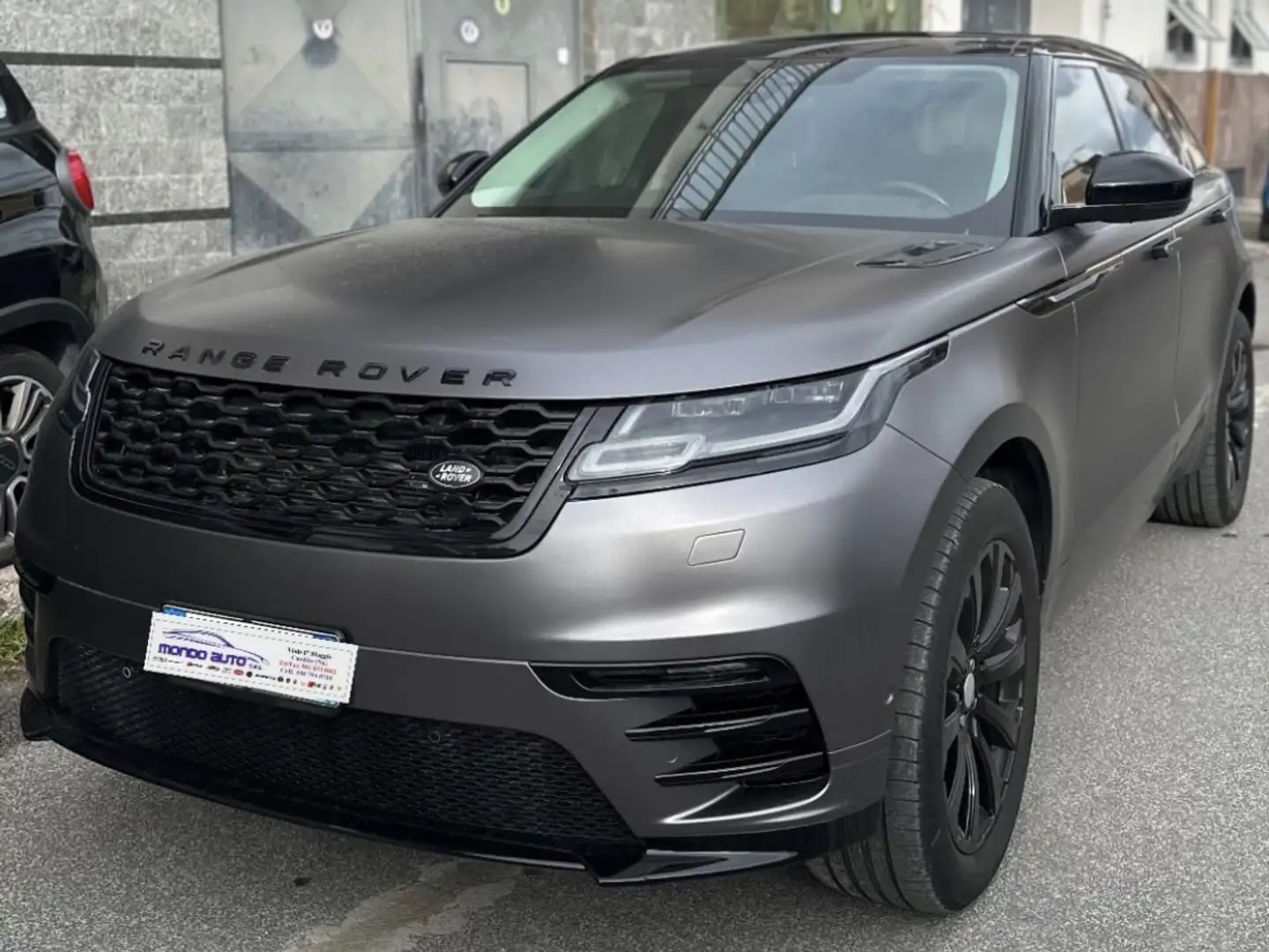 Land Rover Range Rover Velar 2.0 tdi  240 CV AUTO HSE RR DYNAMIC Grigio - 1