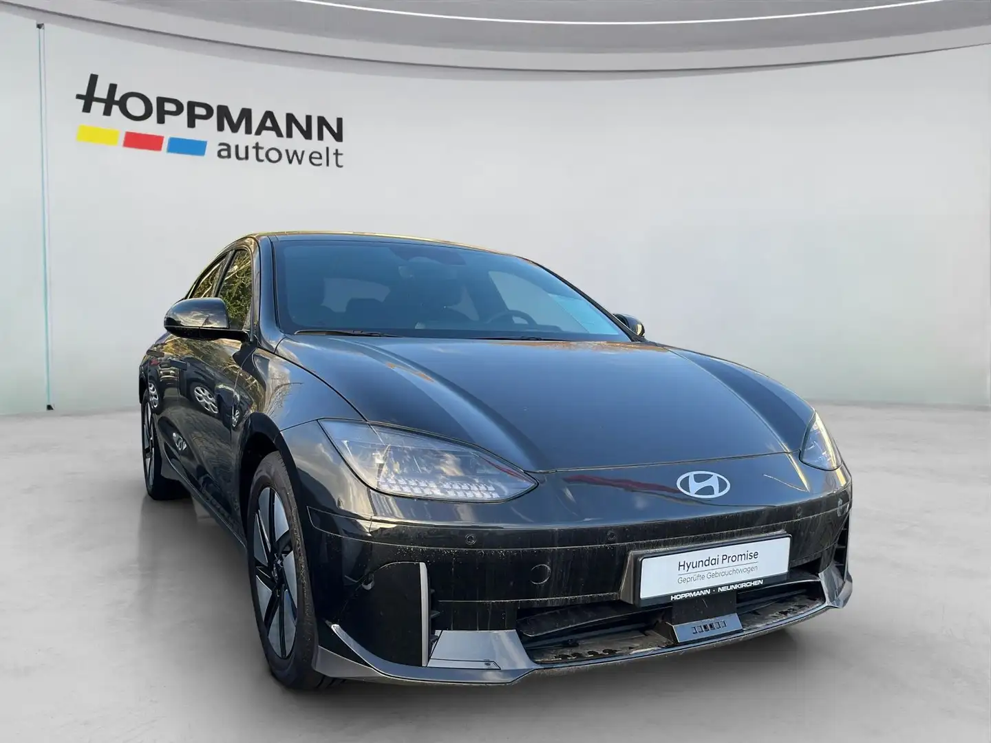 Hyundai IONIQ 6 TECHNIQ 77,4 kWh *SOFORT VERFÜGBAR* Schwarz - 2
