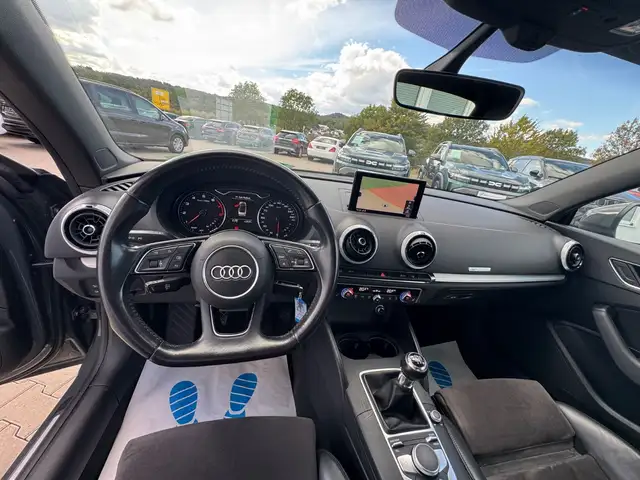 Audi A3 Cabriolet view 11