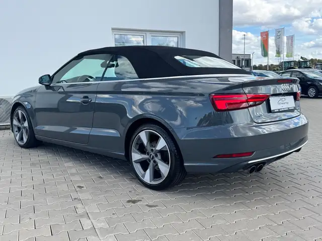 Audi A3 Cabriolet view 5