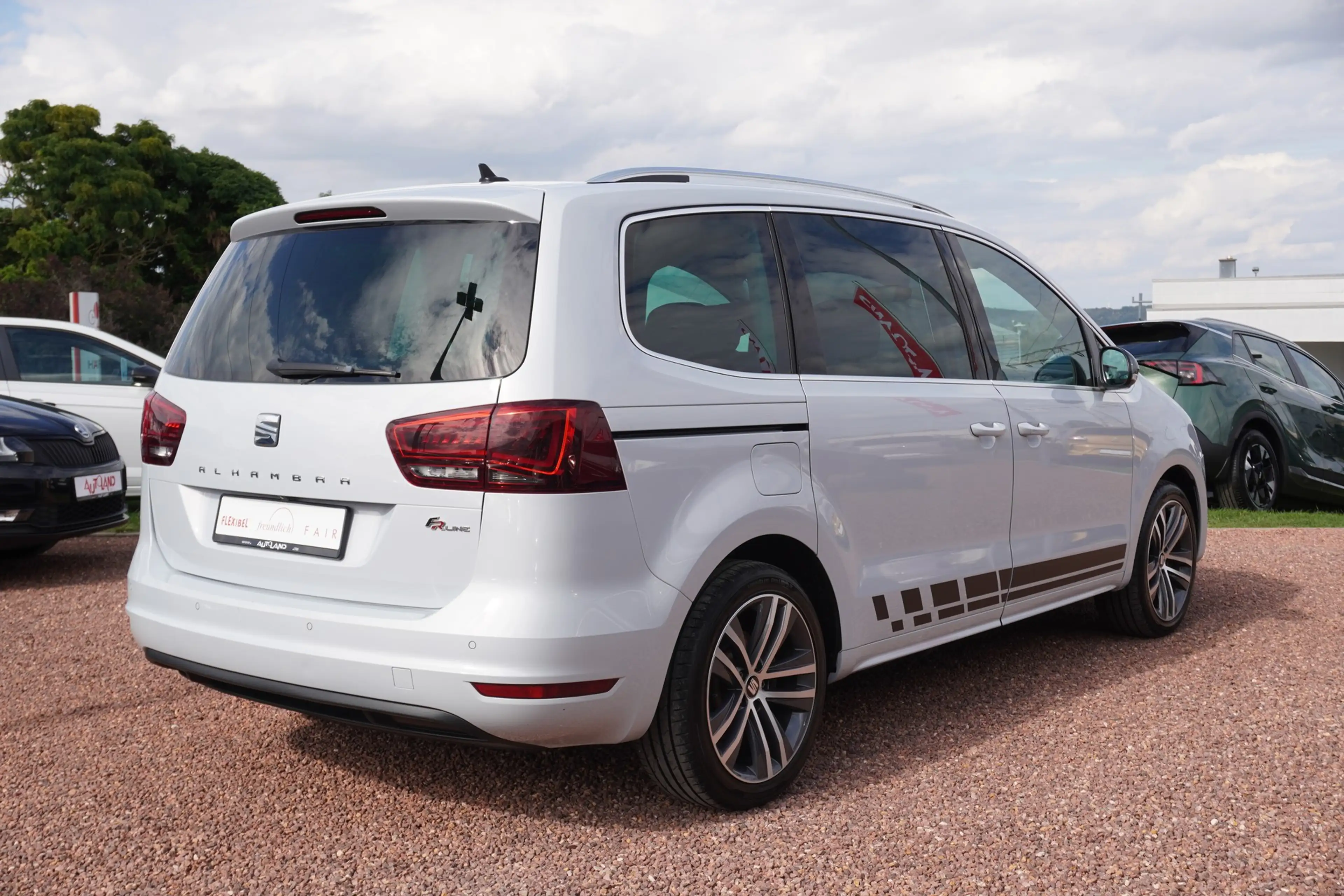 SEAT Alhambra 1.4 TSI DSG FR Bi-Xenon Navi 7-Sitzer — photo 5