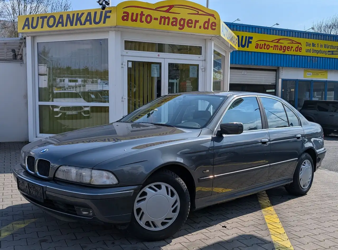 BMW 520