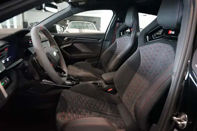 Audi RS3 view 10