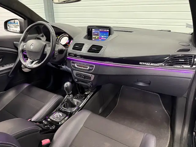 Renault Megane view 12
