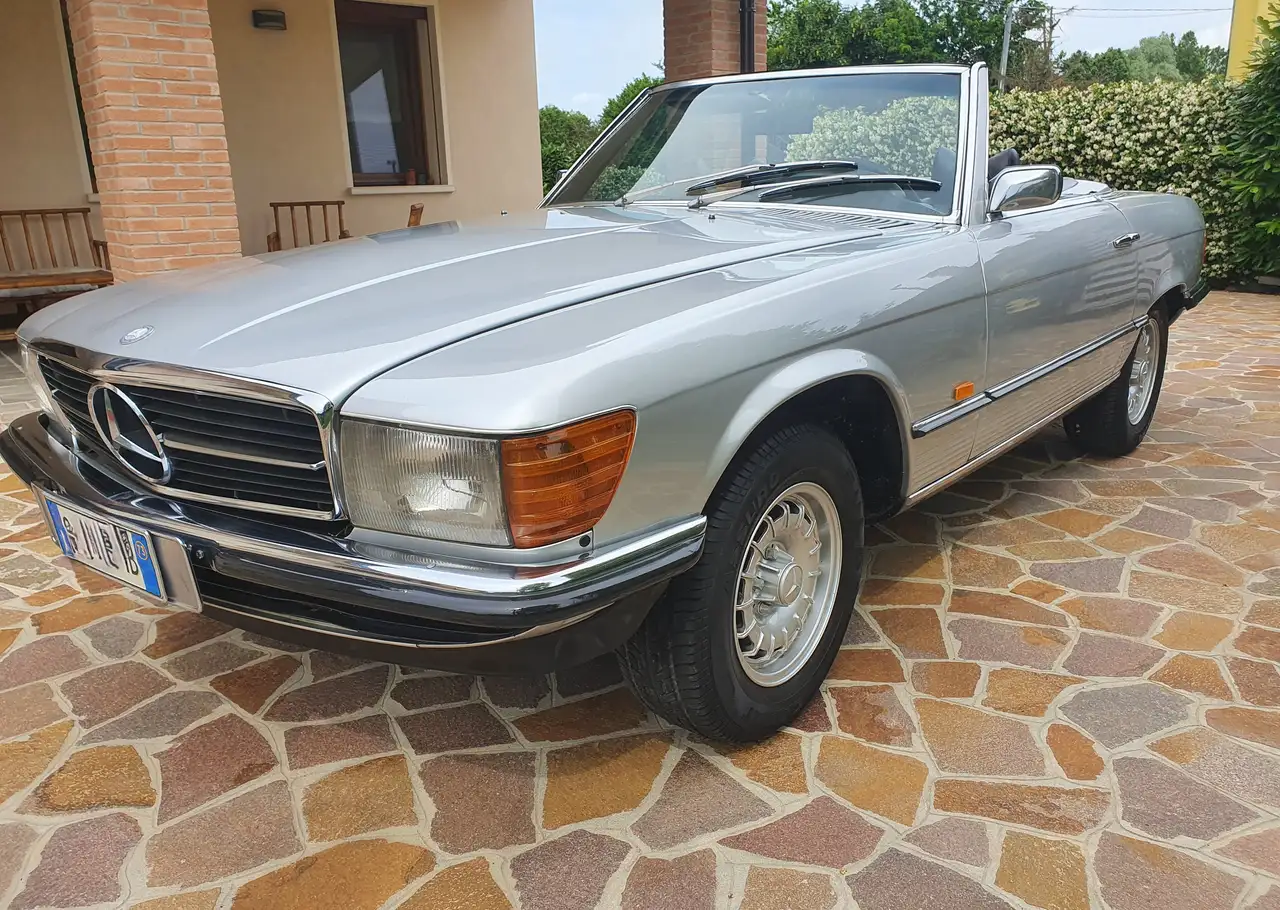 Mercedes-Benz SL 350 cabrio r107, foto 1