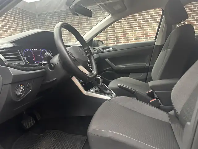 Volkswagen Polo view 14