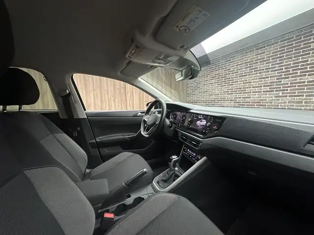 Volkswagen Polo view 29