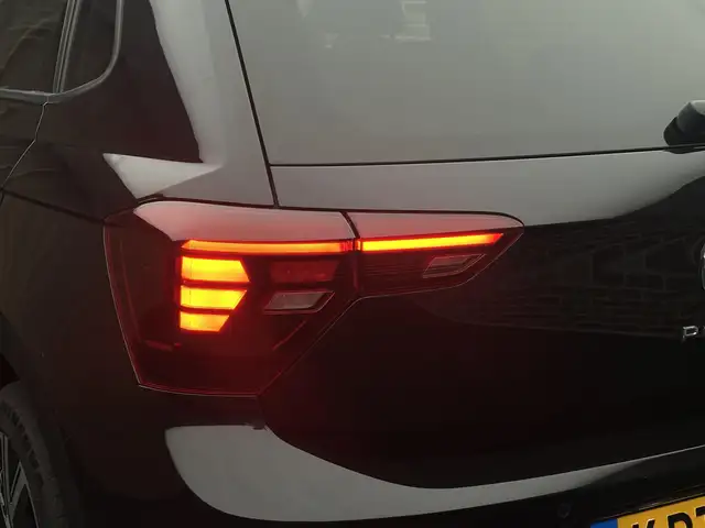 Volkswagen Polo view 24