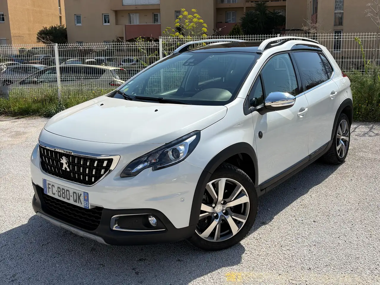 Peugeot 2008 BlueHDi 120ch S