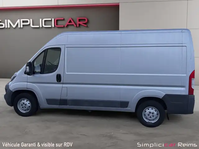 Peugeot Boxer view 4
