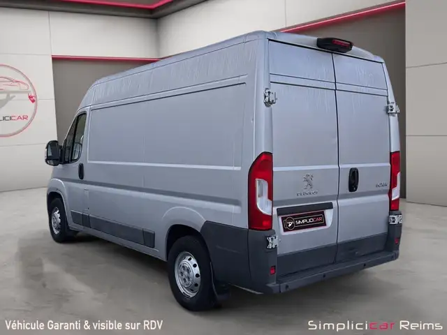 Peugeot Boxer view 5